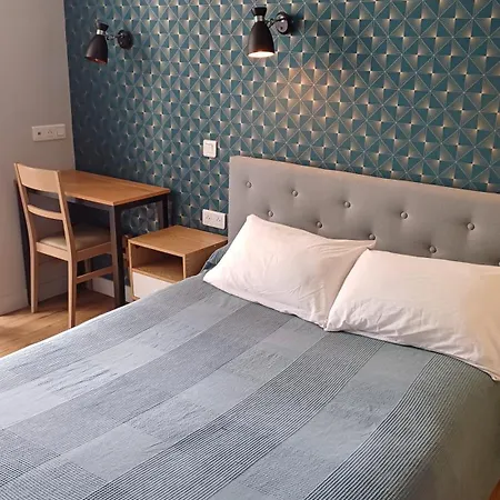 Hotel Telemaque Paris
